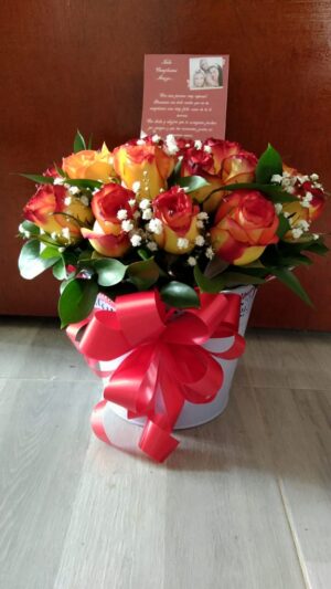 Balde 24 rosas R42